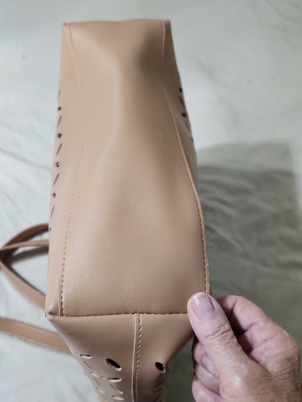 Oscar de la Renta Pale Pink Perforated Tote - Picture 5 of 11